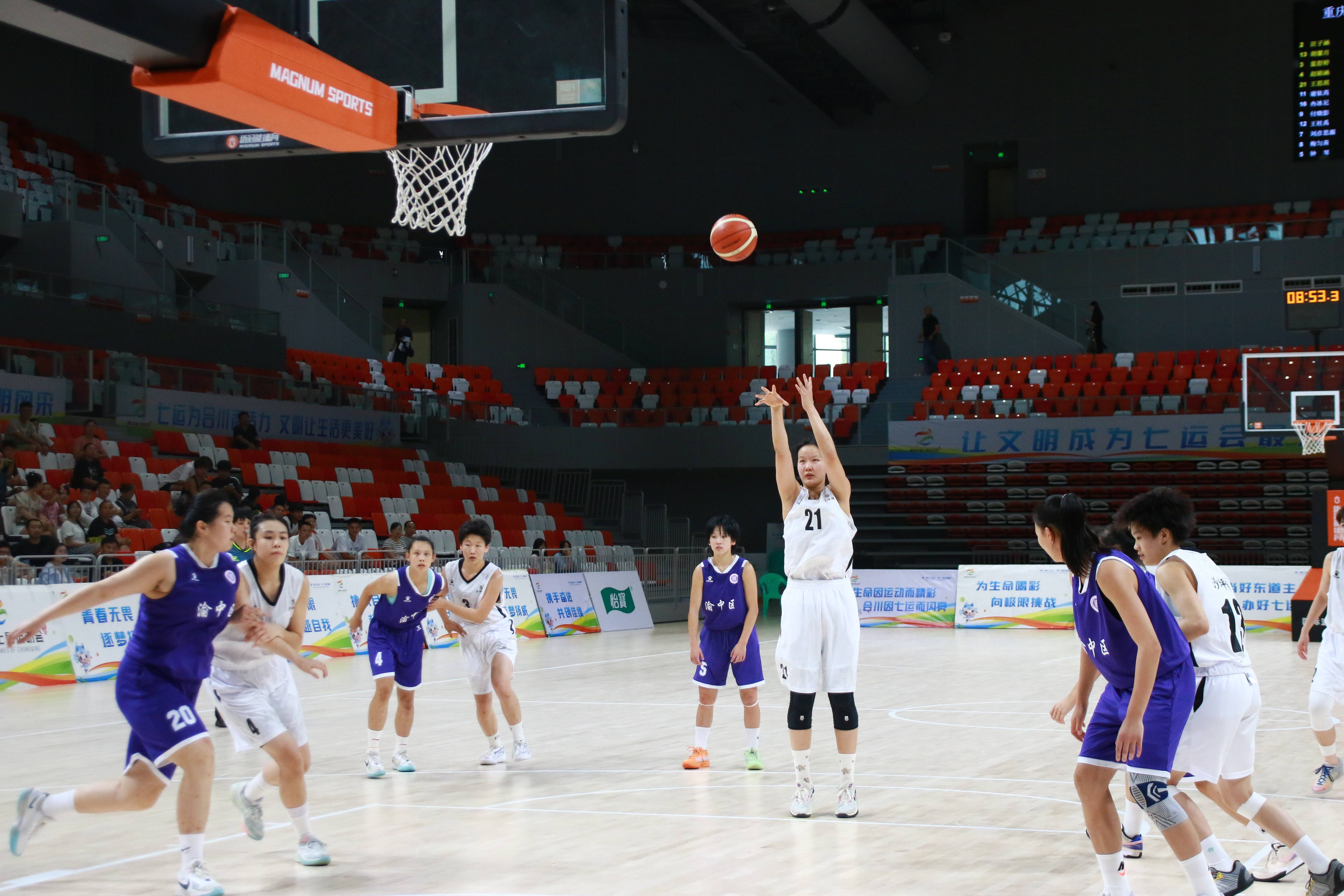 包含篮球赛事现场观众兴奋欢呼,气氛火爆的词条 包含篮球赛事现场观众兴奋欢呼,气氛火爆的词条