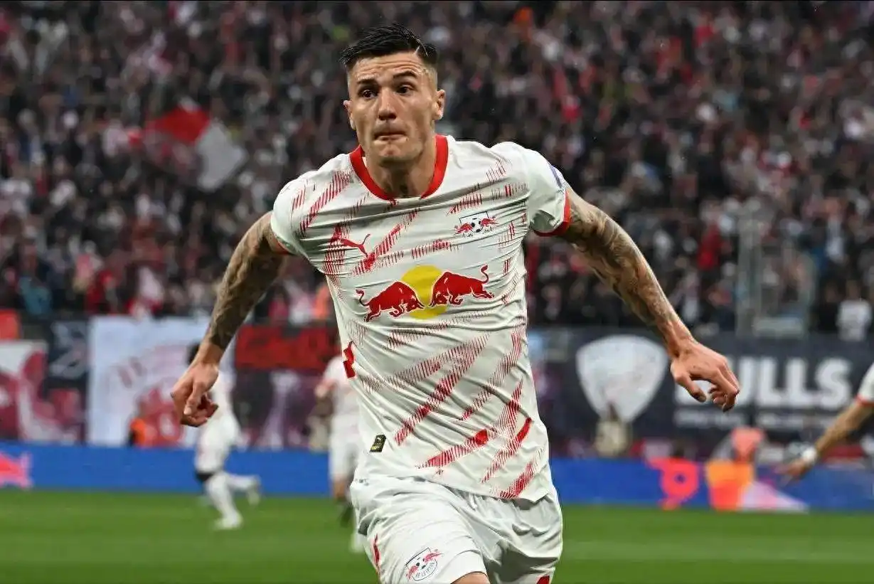 雷火电竞入驻-曼联客场战平纽卡斯尔，遗憾失分的简单介绍