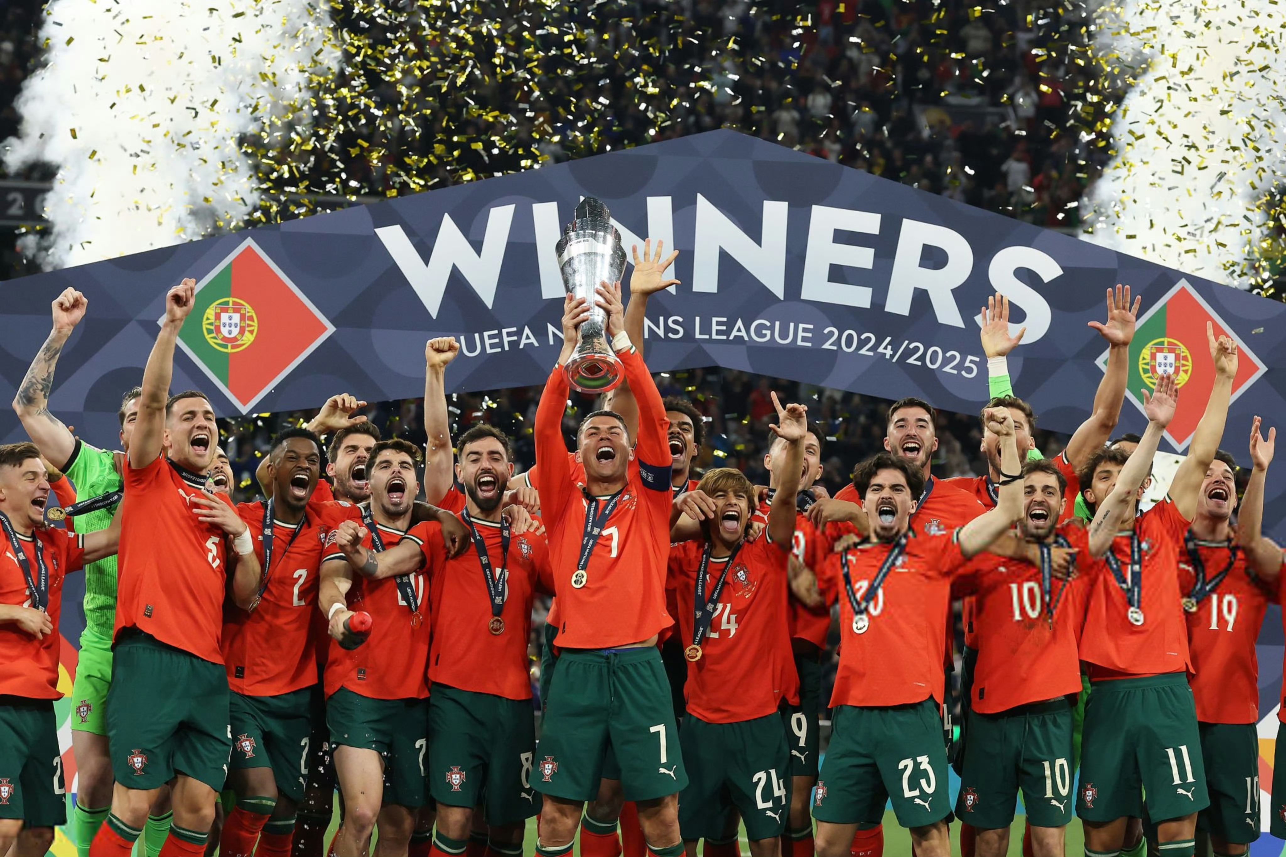 雷火电竞充值-欧洲足球赛事打响巅峰对决，激情四射