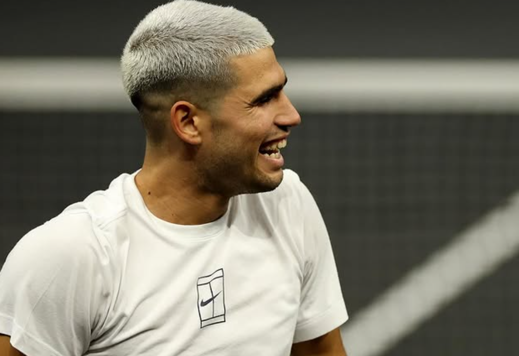 美网险胜拉沃尔杯,阿尔卡拉斯带队取胜 美网险胜拉沃尔杯,阿尔卡拉斯带队取胜