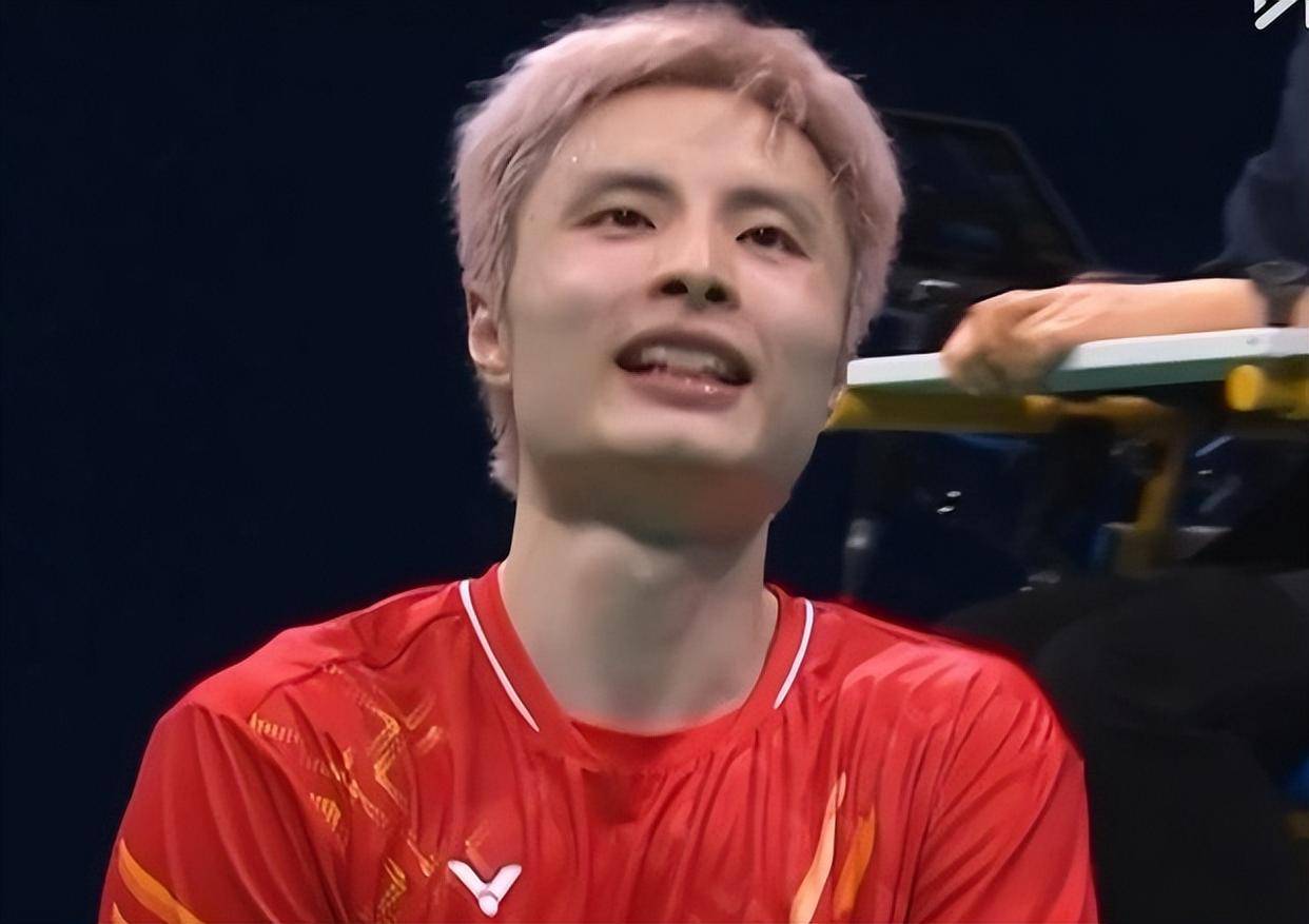 日本队鏖战韩国队,石宇奇状态火热 日本队鏖战韩国队,石宇奇状态火热