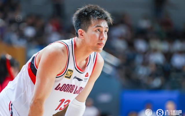 骑士完胜广东队,郭艾伦高光表现 骑士完胜广东队,郭艾伦高光表现