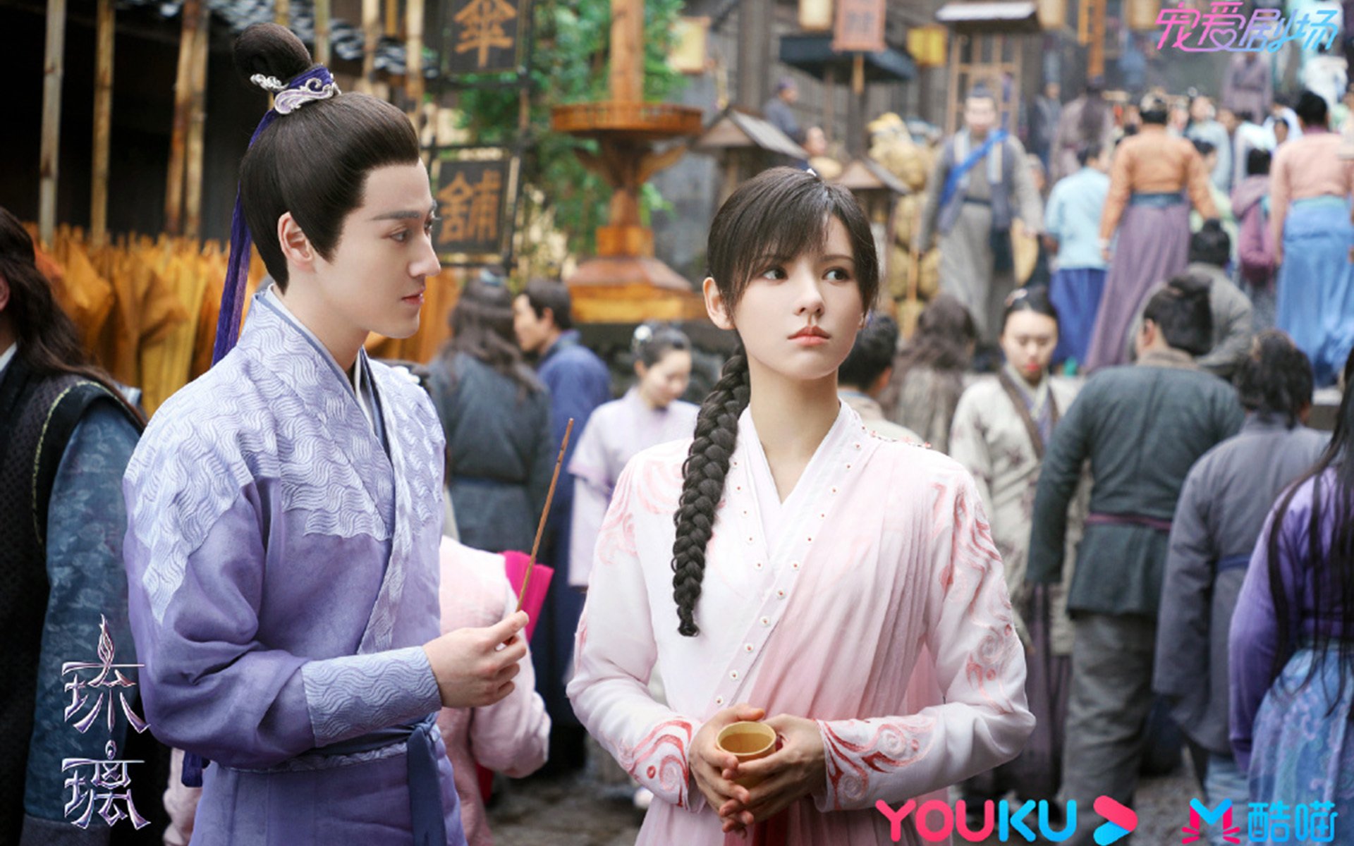 绿茵与硬地,两种巅峰的对白