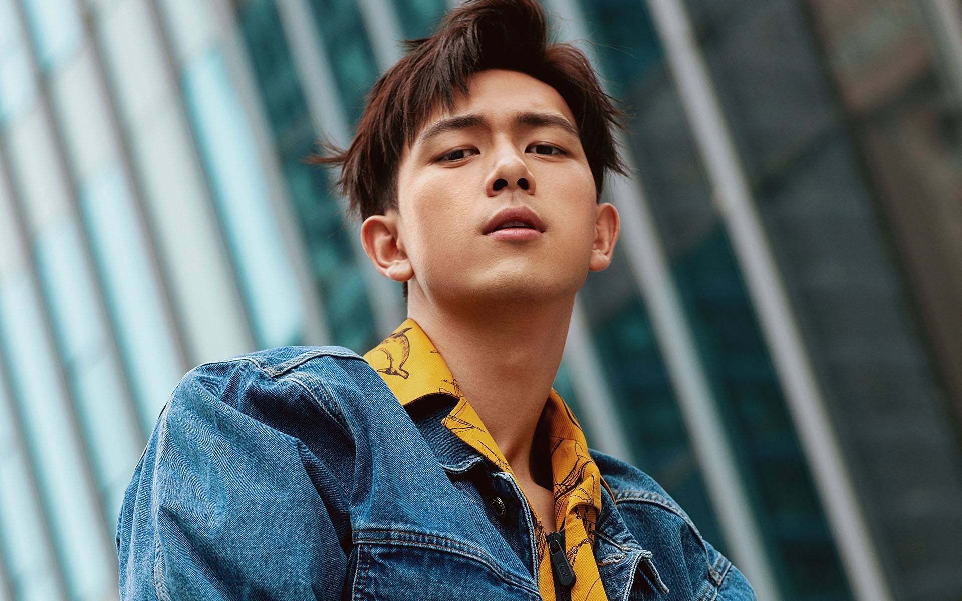 雷火电竞简介-紫色梦魇，卢卡库抢七夜化身终极主宰，法兰西铁骑压哨刺破佛罗伦萨